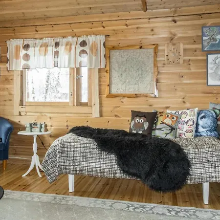 Holiday Pikkupollo 度假居 Karesuvanto