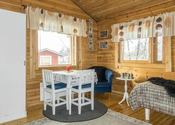 Holiday Pikkupollo Casa de Férias